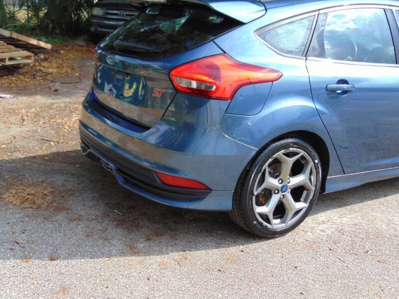 2018 Ford Focus ST