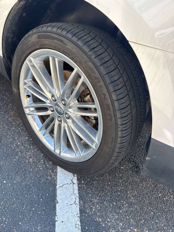 2018 Lincoln MKT Reserve