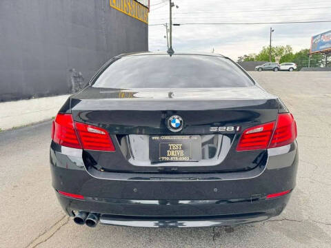 2012 BMW 5 Series 528i