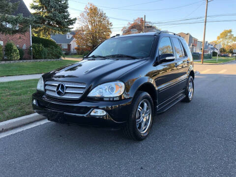 2005 Mercedes-Benz M-Class for sale at B & A Auto Sales Inc. in Jamaica NY