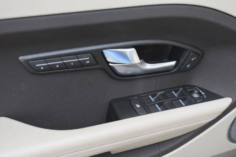 2015 Land Rover Range Rover Evoque Pure Plus