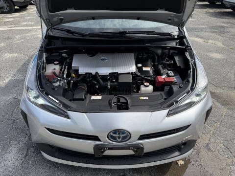 2020 Toyota Prius LE