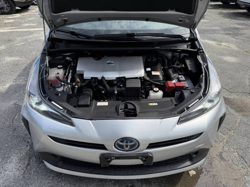 2020 Toyota Prius LE