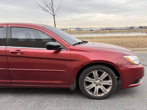 2012 Chrysler 200 LX