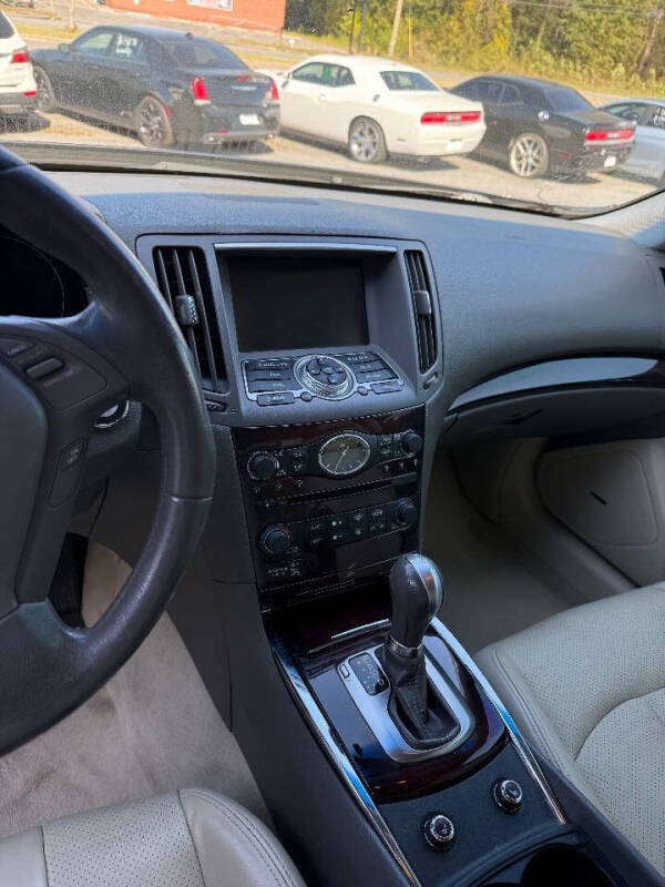 2011 Infiniti G37 Sedan Journey