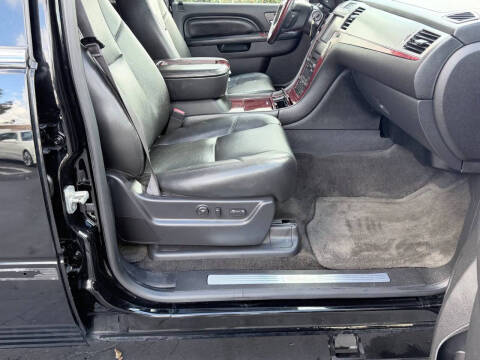 2013 Cadillac Escalade ESV Premium