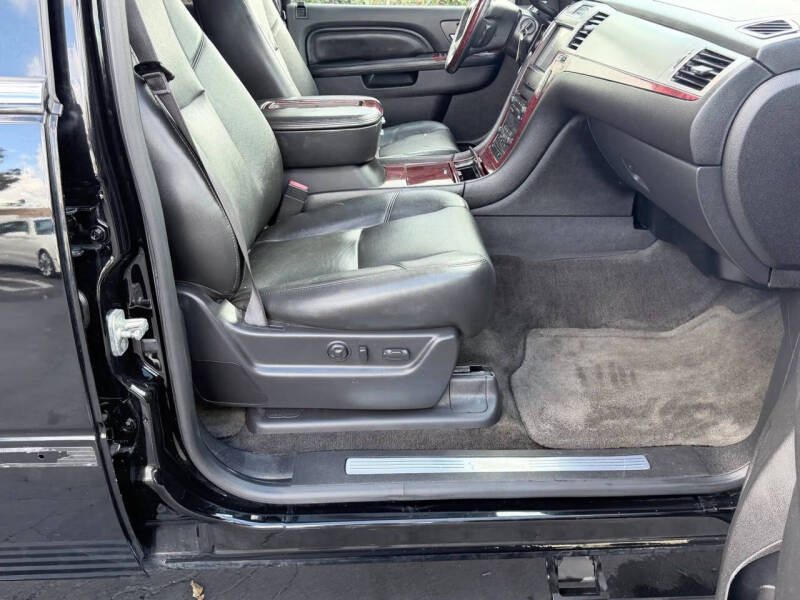 2013 Cadillac Escalade ESV Premium