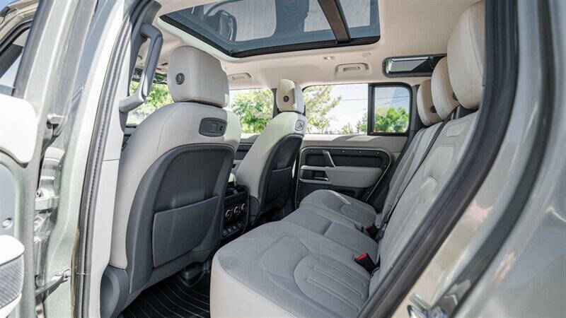 2021 Land Rover Defender 110 S