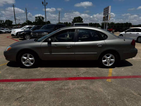 2003 Ford Taurus SE