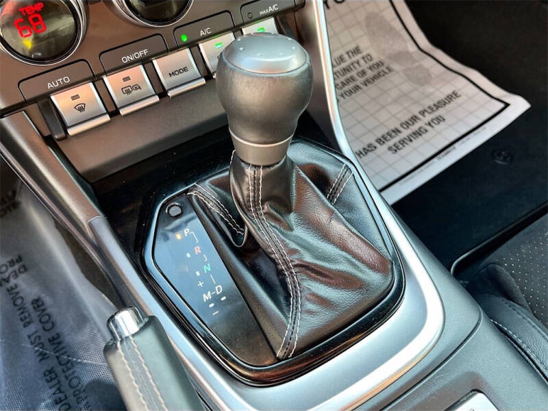 2024 Toyota GR86 Premium