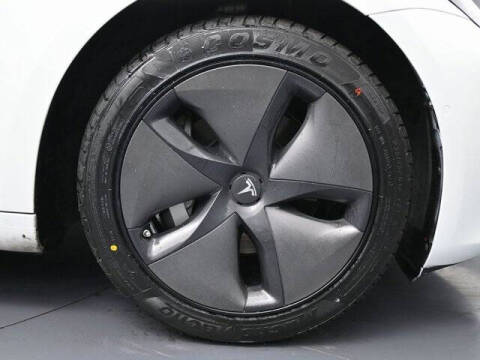 2019 Tesla Model 3 Standard Range Plus