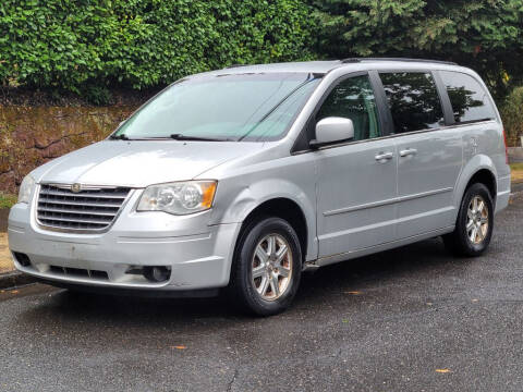 2008 Chrysler Town and Country for sale at KC Cars Inc. in Portland OR