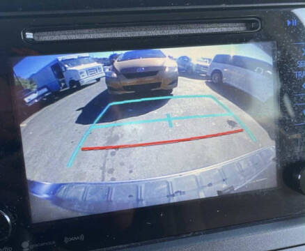 2017 Toyota Sienna LE 8-Passenger