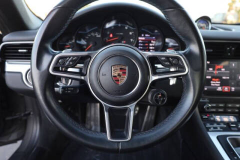 2017 Porsche 911 Carrera 4S