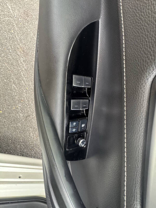 2019 Toyota Corolla Hatchback SE