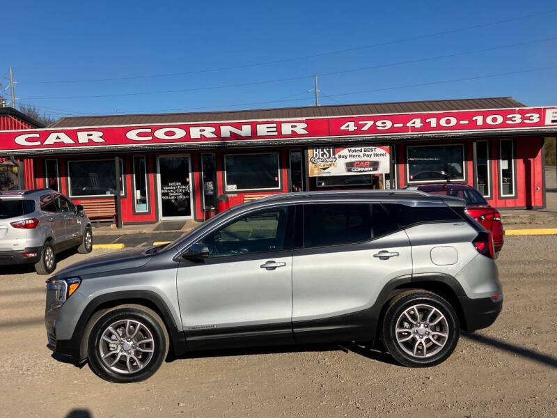 2024 GMC Terrain SLT's photo