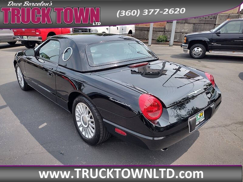 2004 Ford Thunderbird Deluxe
