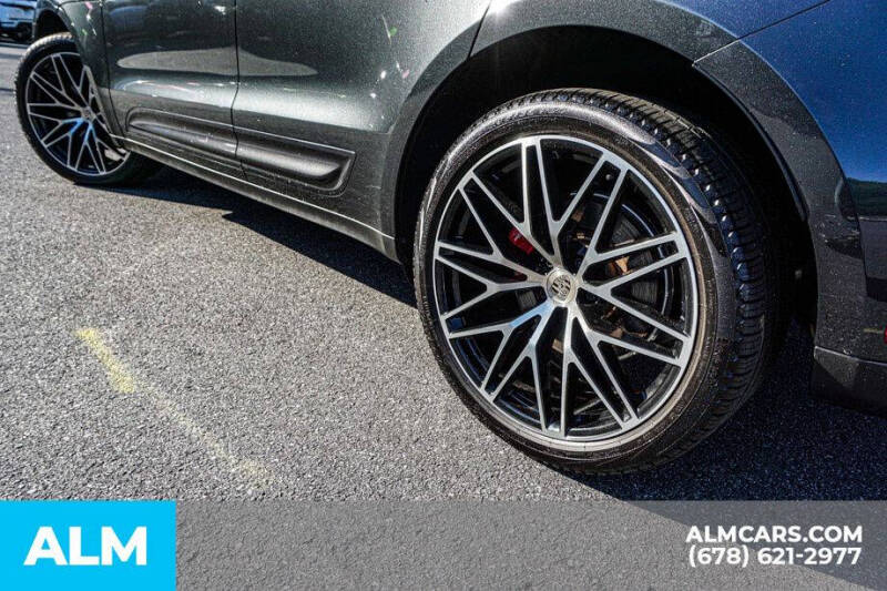 2024 Porsche Macan S