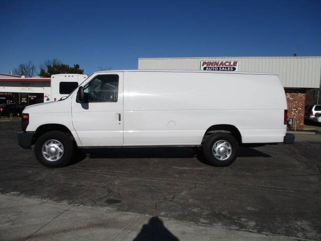 2010 Ford E-Series E-350 SD