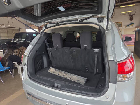 2013 Nissan Pathfinder SV