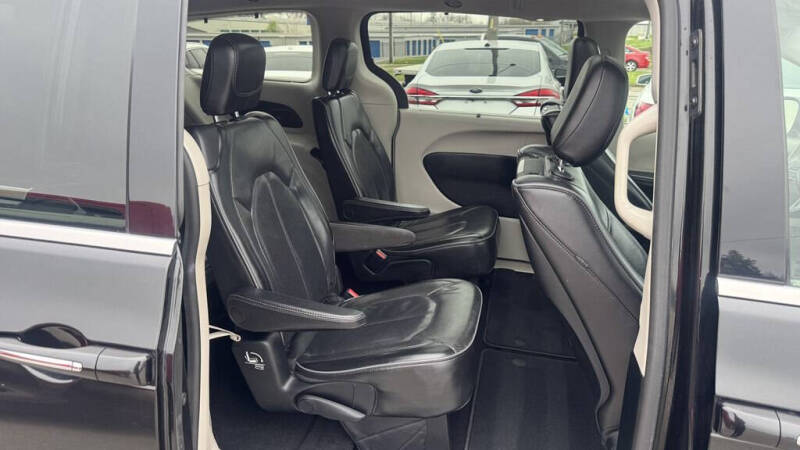 2019 Chrysler Pacifica Limited