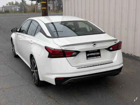 2020 Nissan Altima 2.5 SR