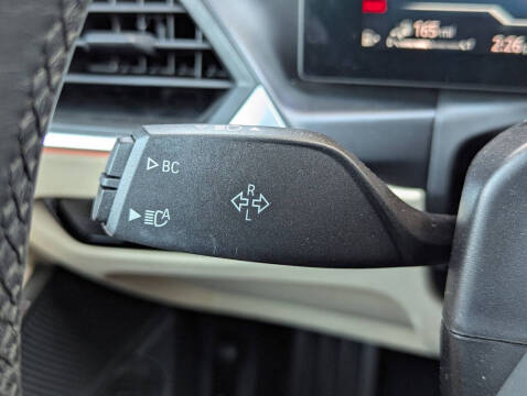 2023 BMW 3 Series 330e