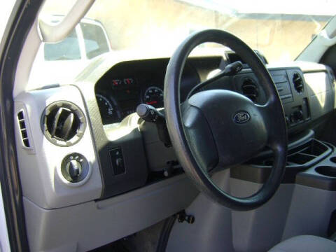2013 Ford E-Series E-350 SD XL