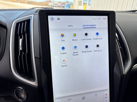 2022 Ford Edge SEL