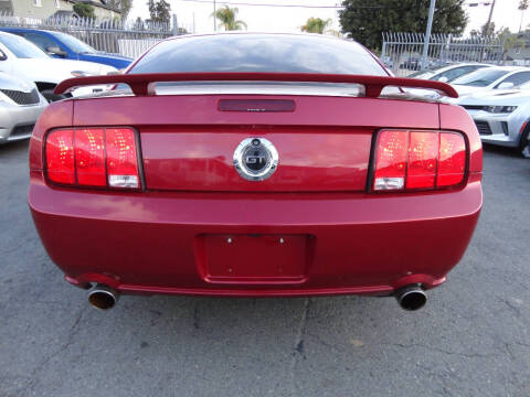 2006 Ford Mustang GT Premium