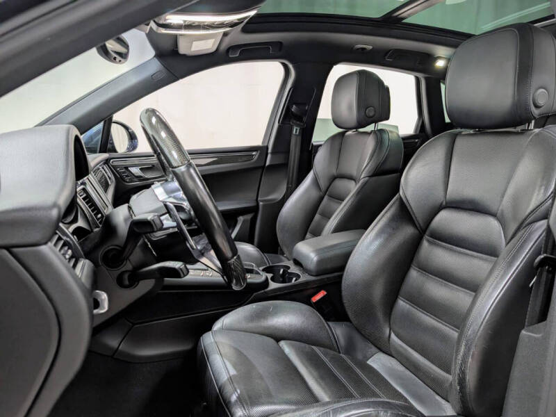 2015 Porsche Macan S