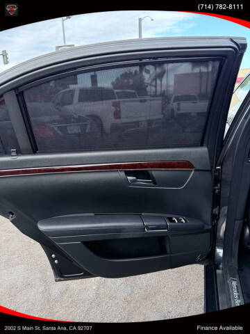 2012 Mercedes-Benz S-Class S 550