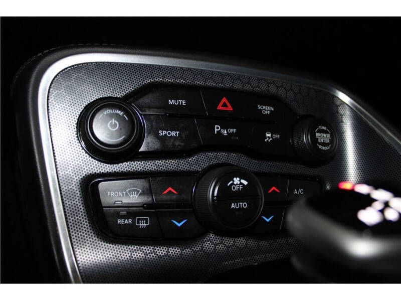 2017 Dodge Challenger