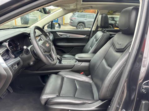 2017 Cadillac XT5 Premium Luxury