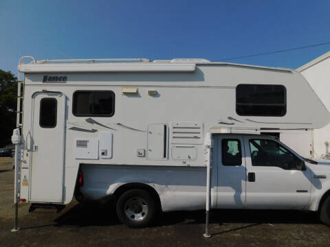 2005 Lance 1191 LONGBED