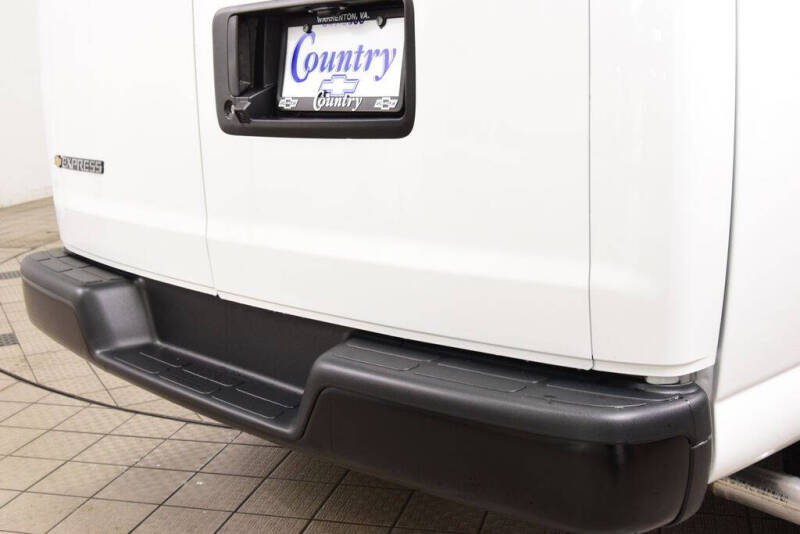 2026 Chevrolet Express LS 3500
