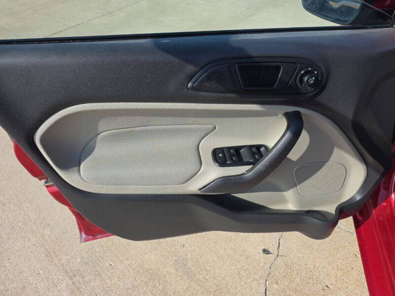 2017 Ford Fiesta SE