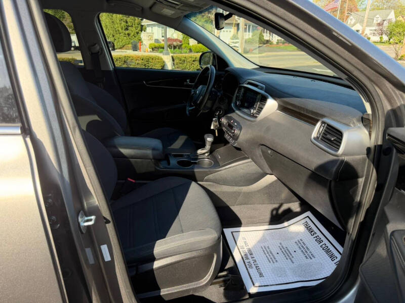 2019 Kia Sorento LX