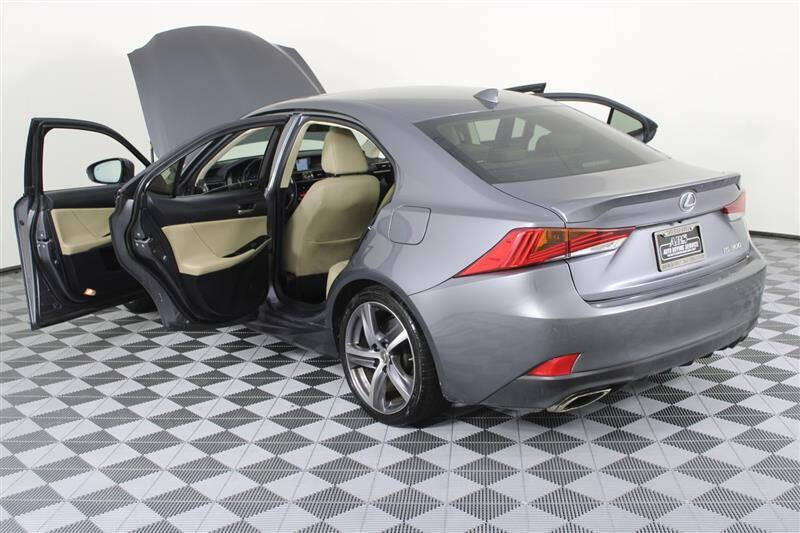 2018 Lexus IS 300