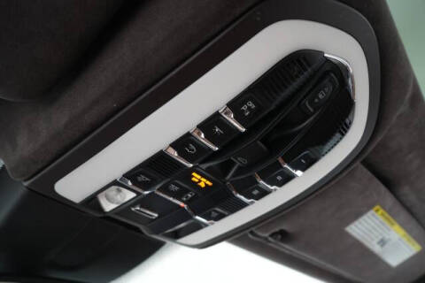 2017 Porsche Cayenne Turbo