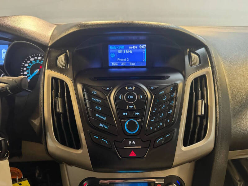 2012 Ford Focus SEL