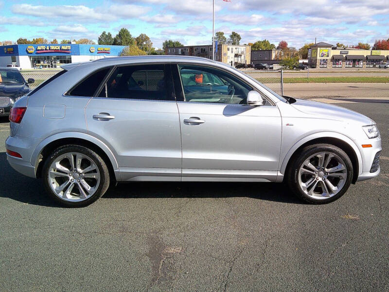 2018 Audi Q3 2.0T quattro Premium Plus