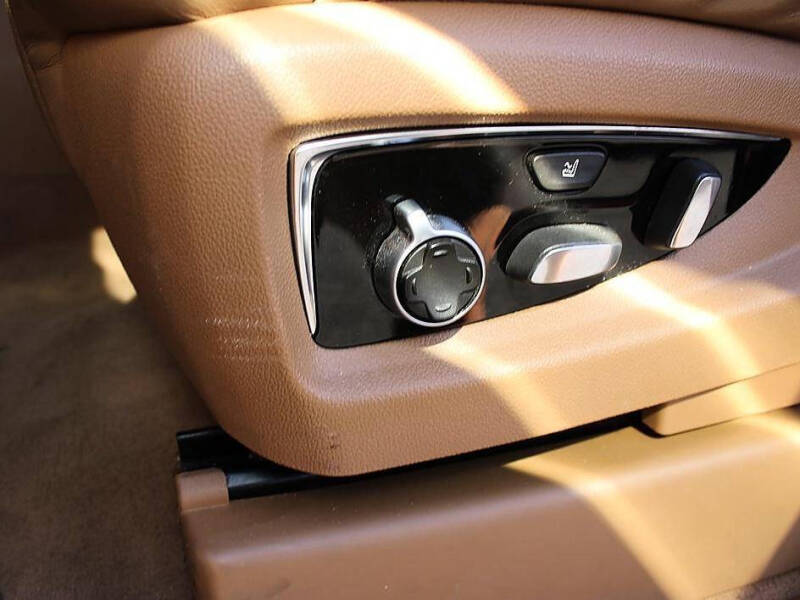 2016 Cadillac Escalade Platinum