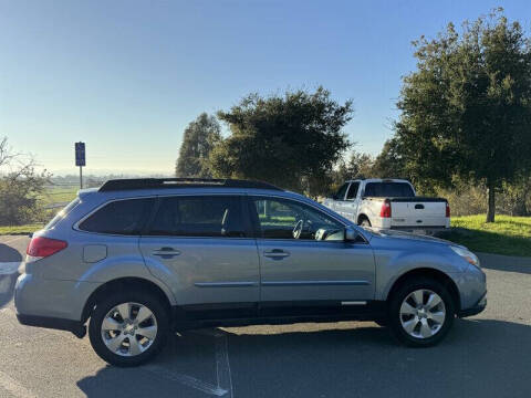 2011 Subaru Outback 2.5i Limited