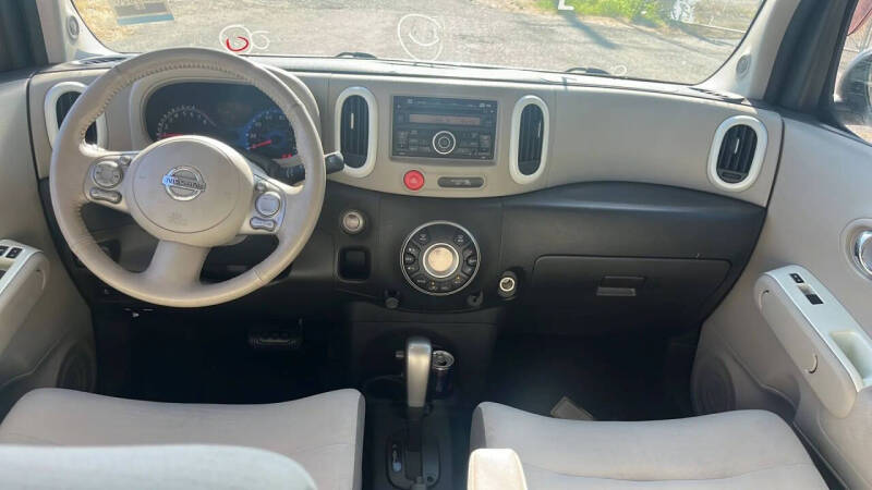 2012 Nissan cube