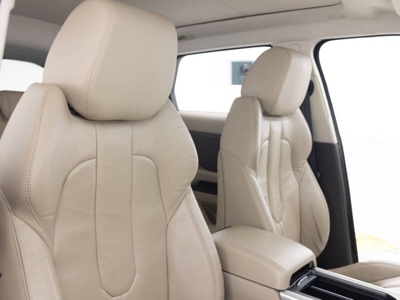 2013 Land Rover Range Rover Evoque Pure Plus