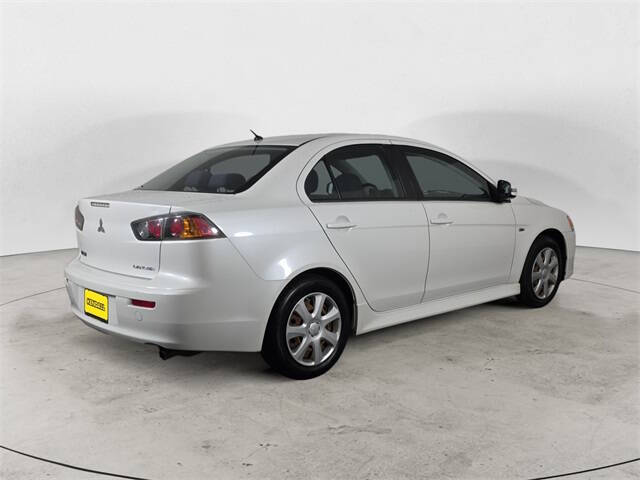 2016 Mitsubishi Lancer ES