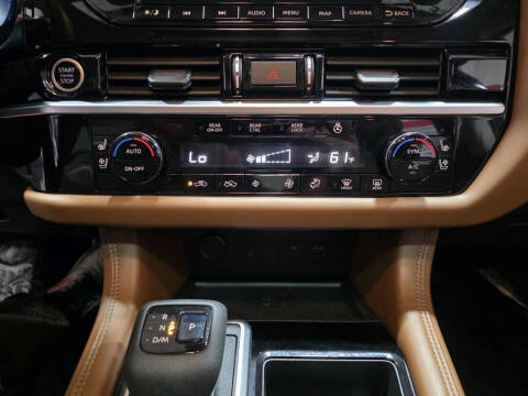 2022 Nissan Pathfinder Platinum