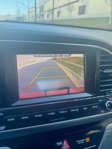 2018 Hyundai Elantra