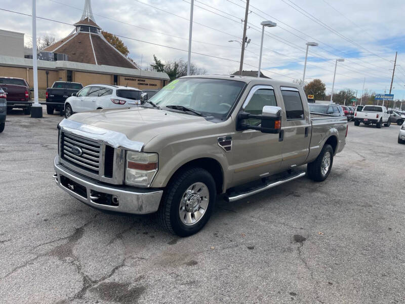 2009 Ford F-250 Super Duty Lariat photo 3